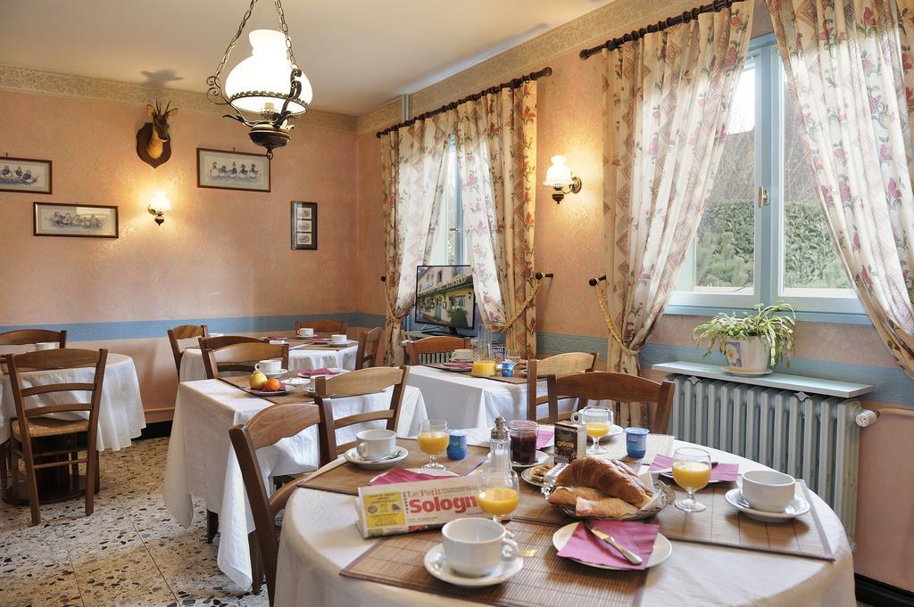 Logis Auberge A La Tete De Lard La Ferté-Imbault المظهر الخارجي الصورة