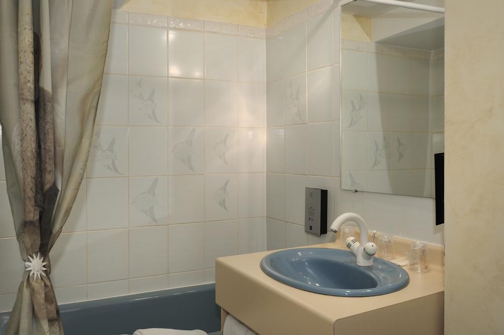 Logis Auberge A La Tete De Lard La Ferté-Imbault المظهر الخارجي الصورة
