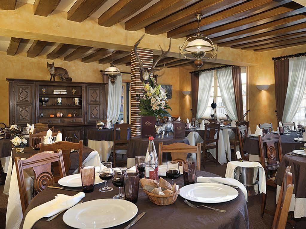 Logis Auberge A La Tete De Lard La Ferté-Imbault المظهر الخارجي الصورة